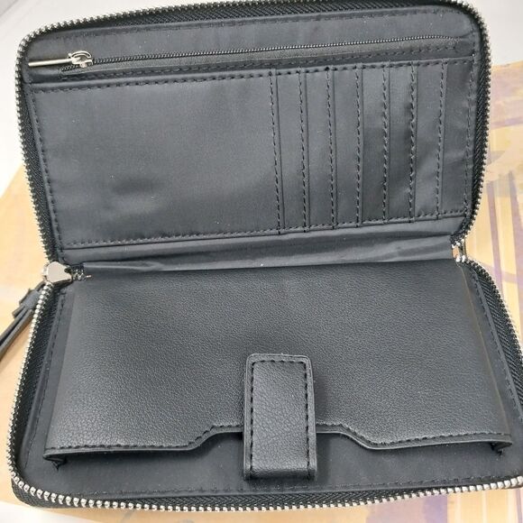 Faux leather Peace sign wallet/wristlet. - Picture 2 of 6